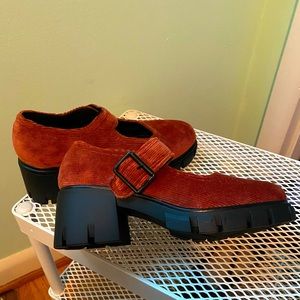 Brand new chunky Mary Jane heels- in rusty orange!